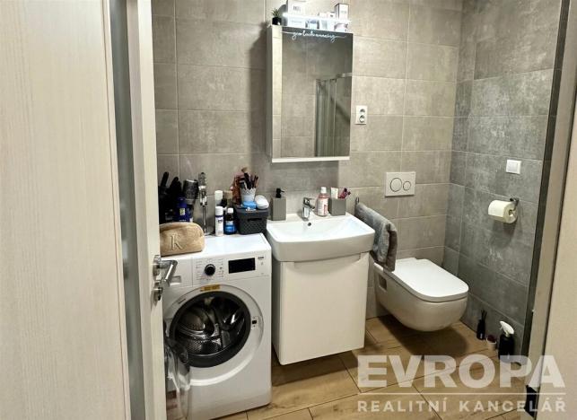 Pronájem bytu 1+kk, Praha - Libuš, Mirotická, 44 m2