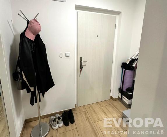 Pronájem bytu 1+kk, Praha - Libuš, Mirotická, 44 m2