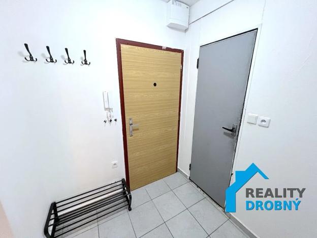 Pronájem bytu 2+kk, Teplice, Javorová, 43 m2