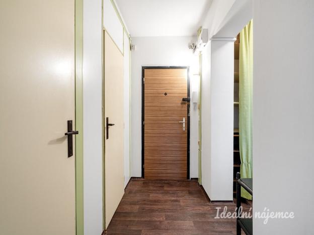 Pronájem bytu 1+1, Praha - Háje, Bajkonurská, 45 m2