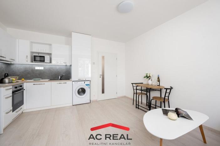 Prodej bytu 2+kk, Brno - Židenice, Šámalova, 42 m2