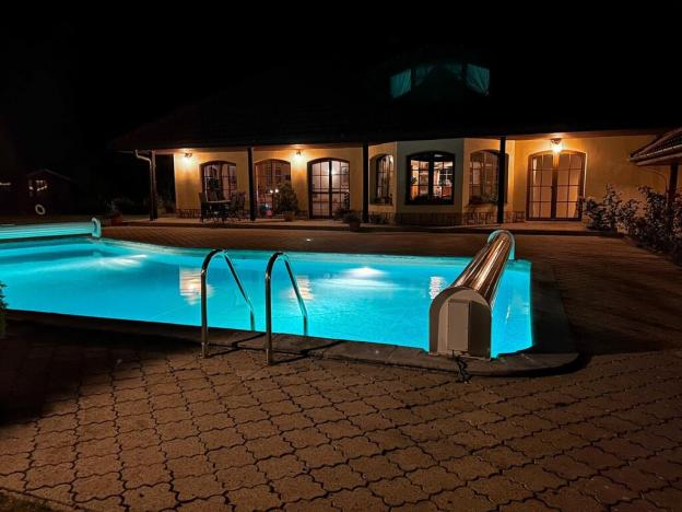 Prodej vícegeneračního domu, Olšany, 392 m2