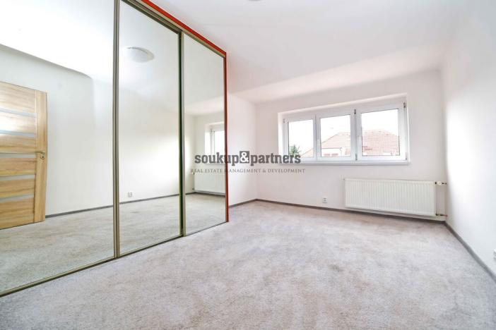 Pronájem bytu 3+kk, Praha - Radlice, Na Farkáně III, 53 m2