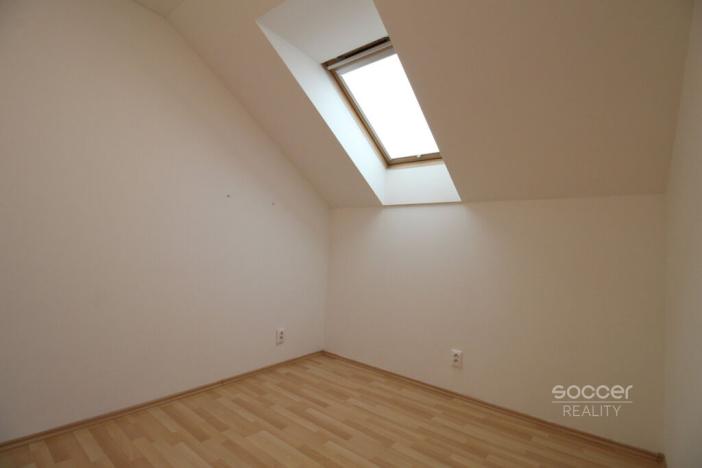 Pronájem bytu 2+kk, Praha - Horní Počernice, V javorech, 52 m2