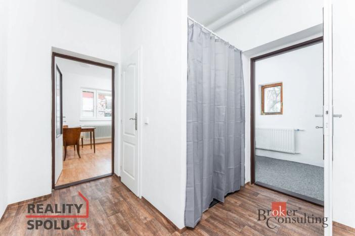 Pronájem bytu 2+1, Praha - Dubeč, K pastvinám, 46 m2