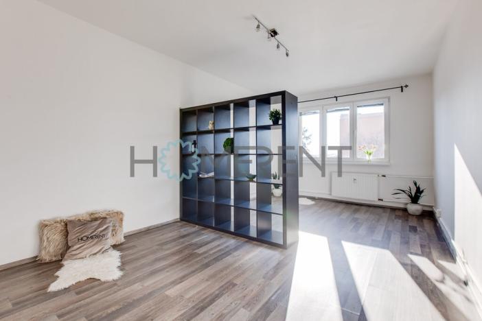 Pronájem bytu 2+1, Praha - Veleslavín, Na Petřinách, 56 m2