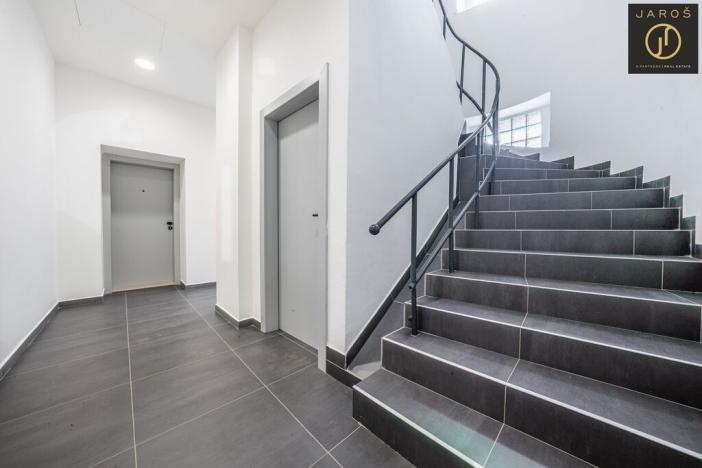 Prodej obchodního prostoru, Kladno, Huťská, 402 m2