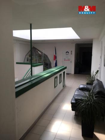 Pronájem kanceláře, Pardubice - Polabiny, Lonkova, 23 m2