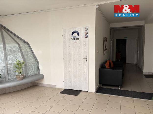 Pronájem kanceláře, Pardubice - Polabiny, Lonkova, 23 m2