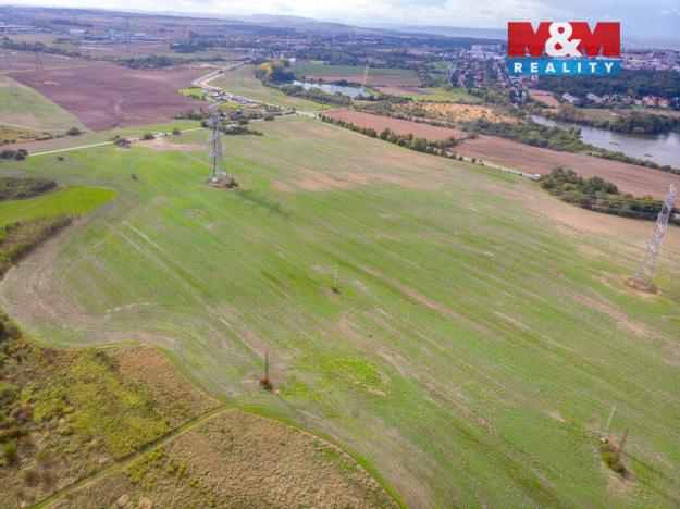 Prodej pole, Praha - Šeberov, 2421 m2