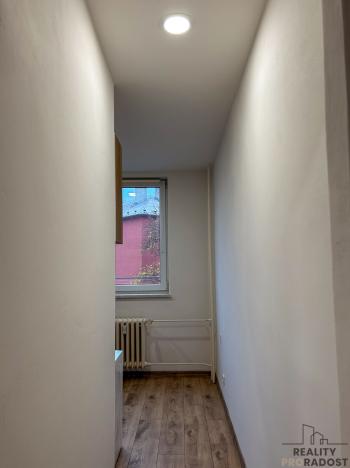 Pronájem bytu 1+1, Ostrava - Zábřeh, Výškovická, 36 m2