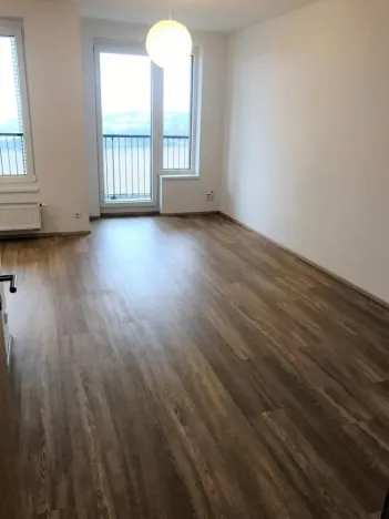 Pronájem bytu 1+kk, Praha, Medunova, 37 m2