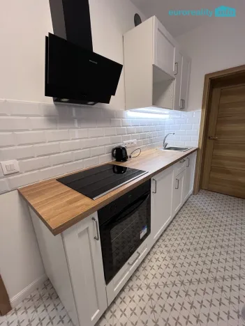 Pronájem bytu 1+1, Mariánské Lázně, Tyršova, 28 m2