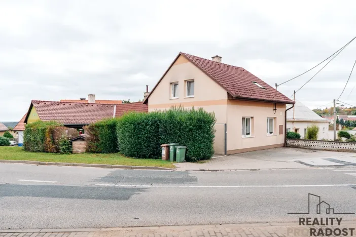 Prodej rodinného domu, Bukovany, 230 m2