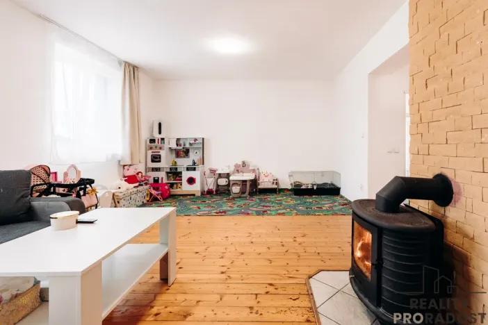 Prodej rodinného domu, Bukovany, 142 m2