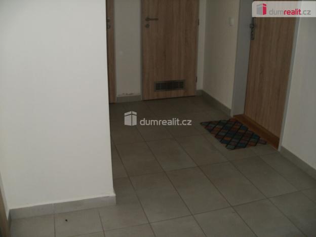 Pronájem bytu 1+1, Rožnov pod Radhoštěm, V Aleji, 39 m2