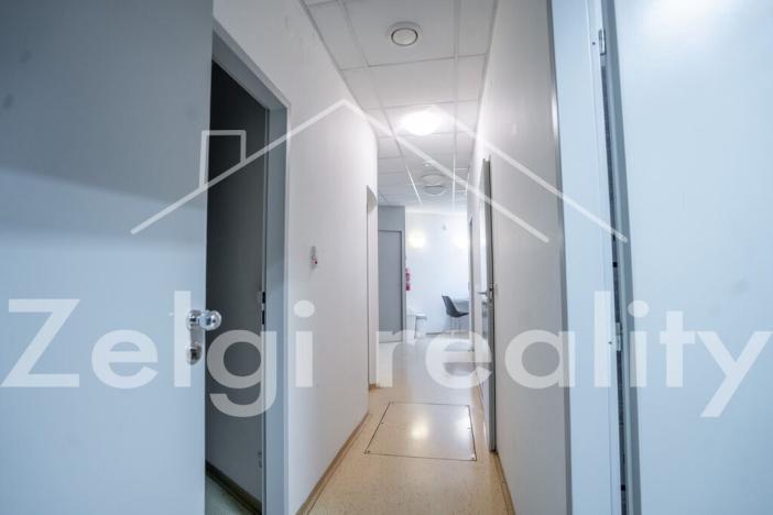 Pronájem obchodního prostoru, Brno - Židenice, 193 m2