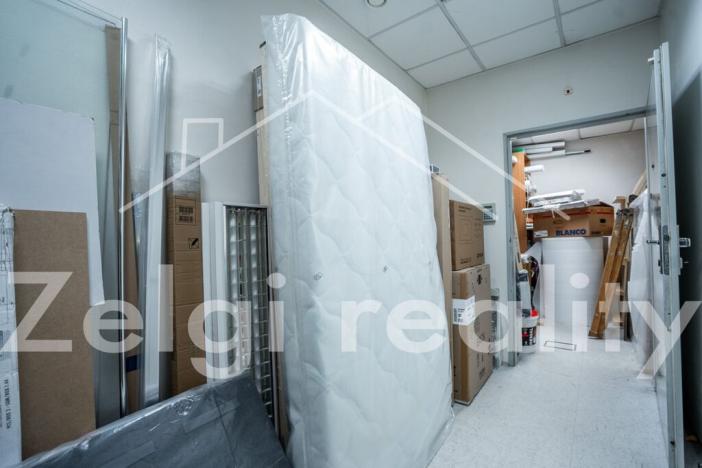 Pronájem obchodního prostoru, Brno - Židenice, 193 m2