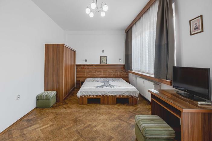 Pronájem bytu 1+kk, Praha, Krakovská, 28 m2