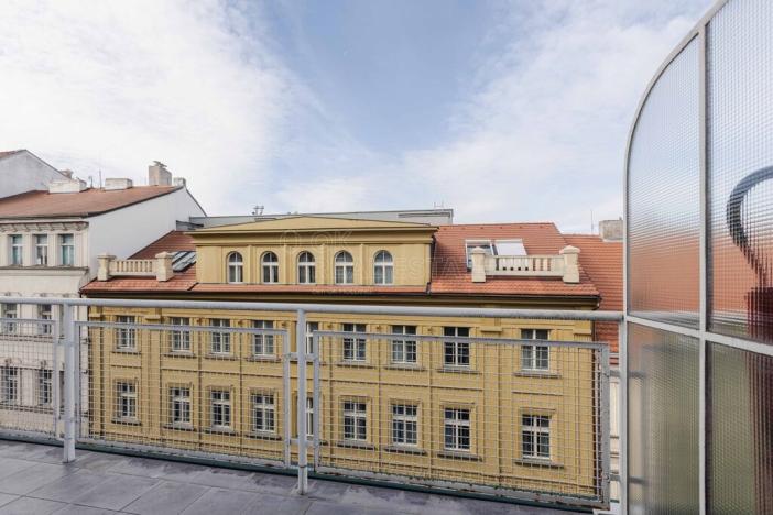 Pronájem bytu 1+kk, Praha, Krakovská, 28 m2