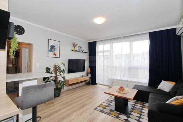 Pronájem bytu 2+kk, Praha - Vysočany, Pod Harfou, 54 m2