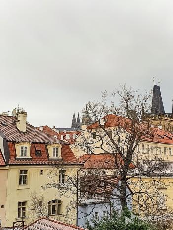 Pronájem bytu 3+1, Praha - Malá Strana, Hroznová, 73 m2