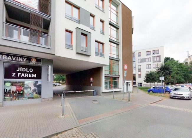 Pronájem garáže, Plzeň - Jižní Předměstí, Boettingerova, 11 m2