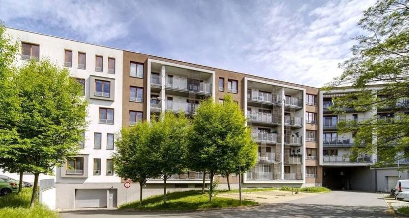 Pronájem garáže, Plzeň - Jižní Předměstí, Boettingerova, 11 m2