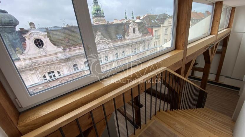 Pronájem bytu 2+kk, Brno - Brno-město, Orlí, 87 m2