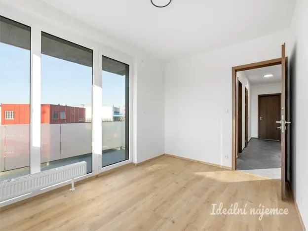 Pronájem bytu 3+kk, Praha - Prosek, Čakovická, 83 m2