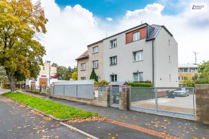Prodej bytu 1+kk, Praha - Kobylisy, Javorová, 29 m2