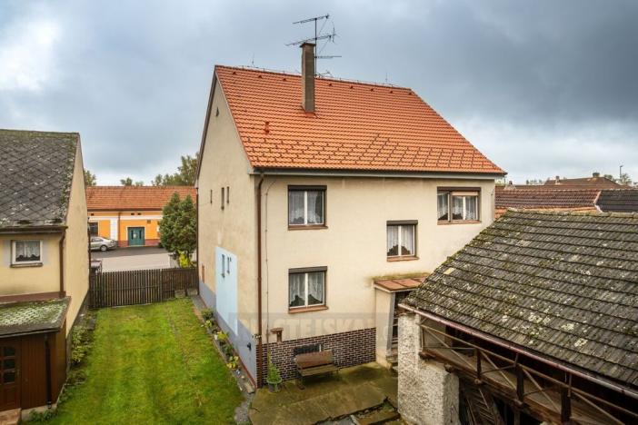 Prodej rodinného domu, Žár, 158 m2