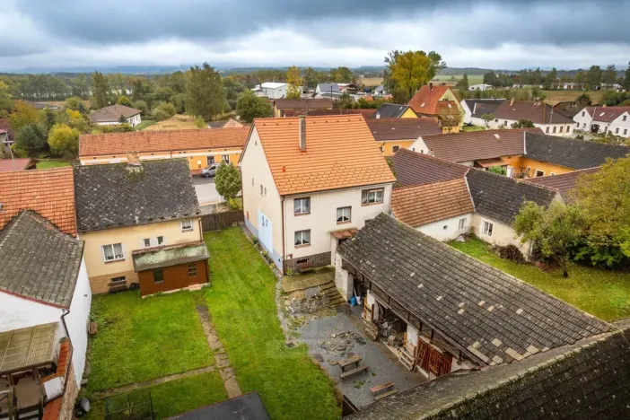 Prodej rodinného domu, Žár, 158 m2