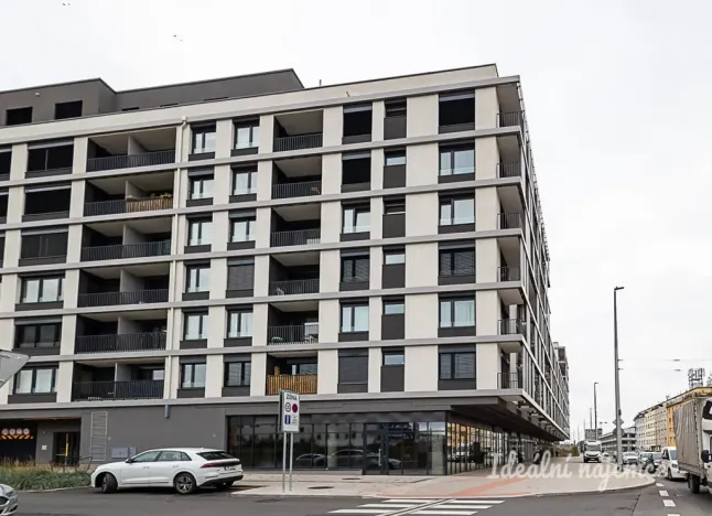 Pronájem bytu 1+kk, Praha - Vysočany, Kolbenova, 33 m2