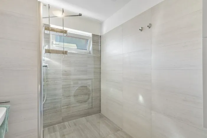 Pronájem bytu 2+kk, Liberec - Liberec III-Jeřáb, U Nisy, 59 m2