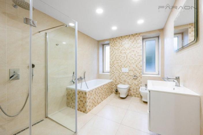 Pronájem kanceláře, Průhonice, Sadová, 350 m2