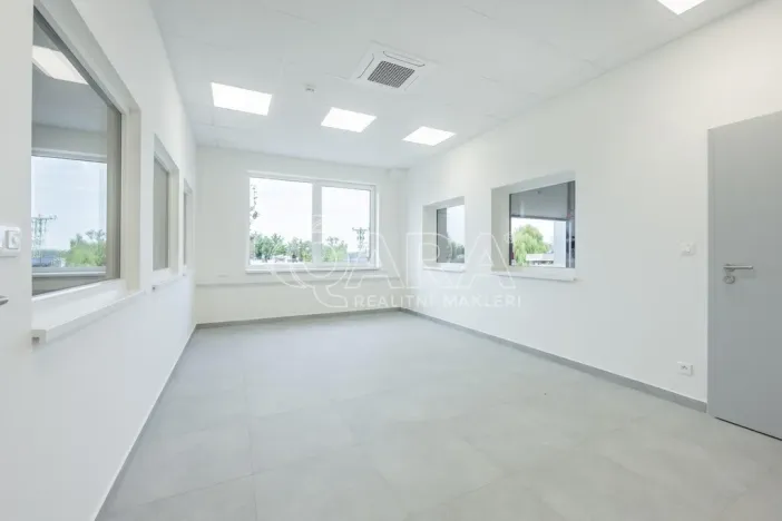 Pronájem skladu, Divišov, 2922 m2