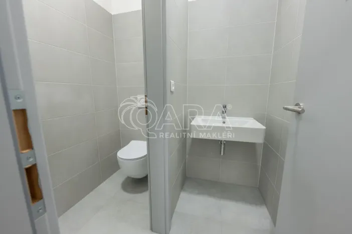 Pronájem skladu, Divišov, 2922 m2