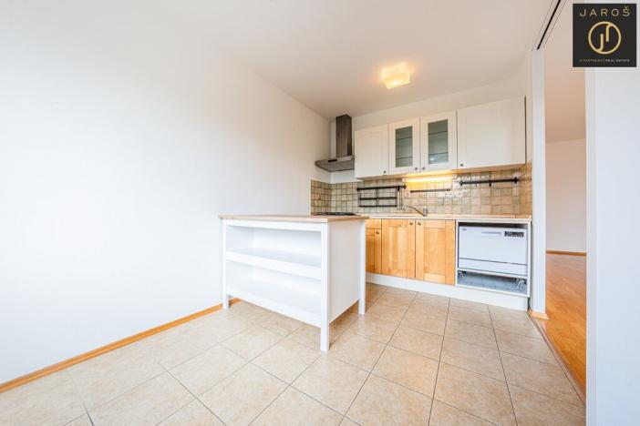 Prodej bytu 2+1, Praha - Kobylisy, Famfulíkova, 62 m2
