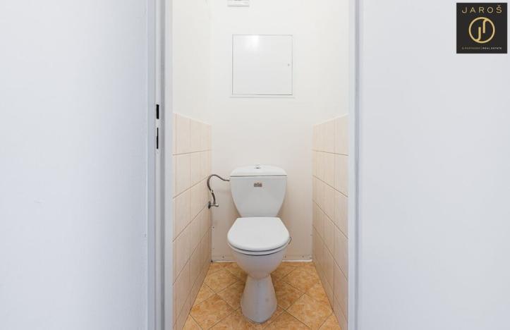 Prodej bytu 2+1, Praha - Kobylisy, Famfulíkova, 62 m2