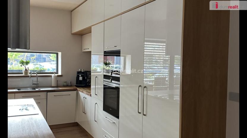 Prodej rodinného domu, Děčín - Děčín I-Děčín, Dobrovského, 229 m2