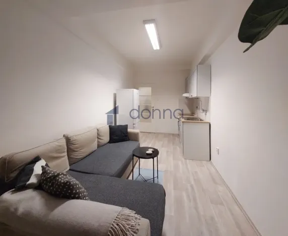 Pronájem bytu 2+kk, Praha, Sokolovská, 62 m2