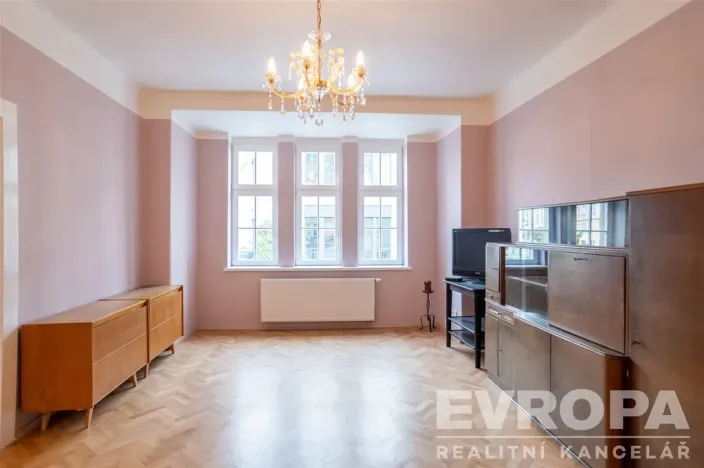 Prodej bytu 4+1, Praha - Holešovice, Veletržní, 101 m2