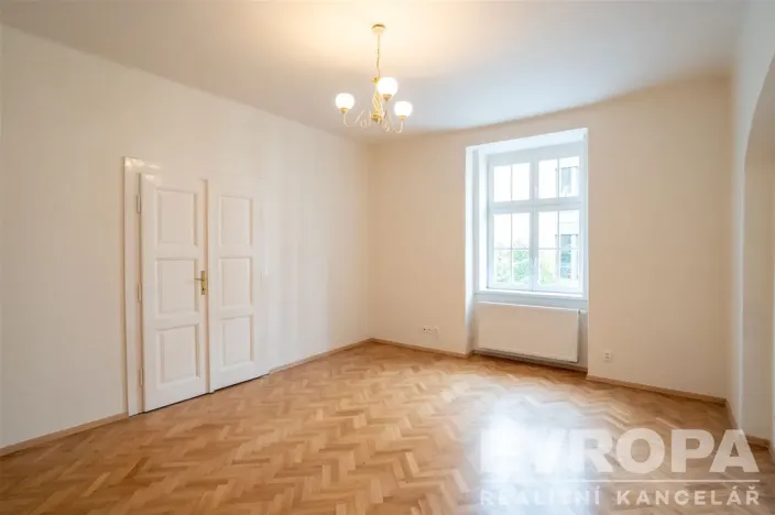 Prodej bytu 4+1, Praha - Holešovice, Veletržní, 101 m2