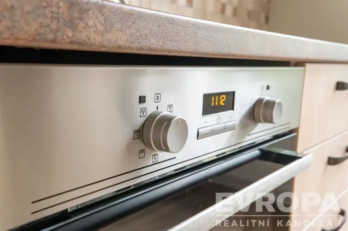 Prodej bytu 4+1, Praha - Holešovice, Veletržní, 101 m2