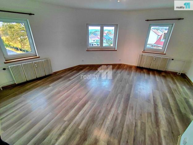 Pronájem bytu 2+1, Aš, Hlávkova, 54 m2