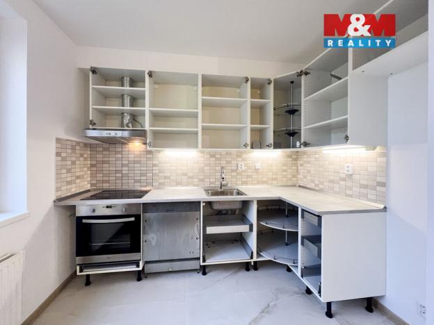 Pronájem bytu 1+kk, Klecany, V Honech, 33 m2