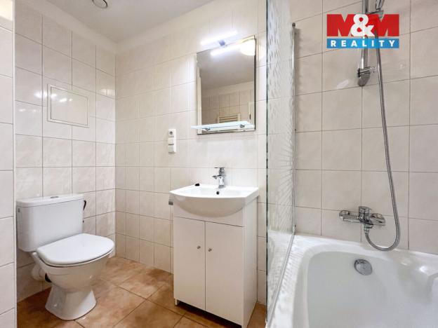 Pronájem bytu 1+kk, Klecany, V Honech, 33 m2