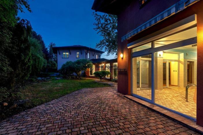 Prodej rodinného domu, Praha - Vinoř, 486 m2