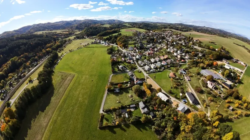 Prodej pozemku pro bydlení, Nemile, 4004 m2